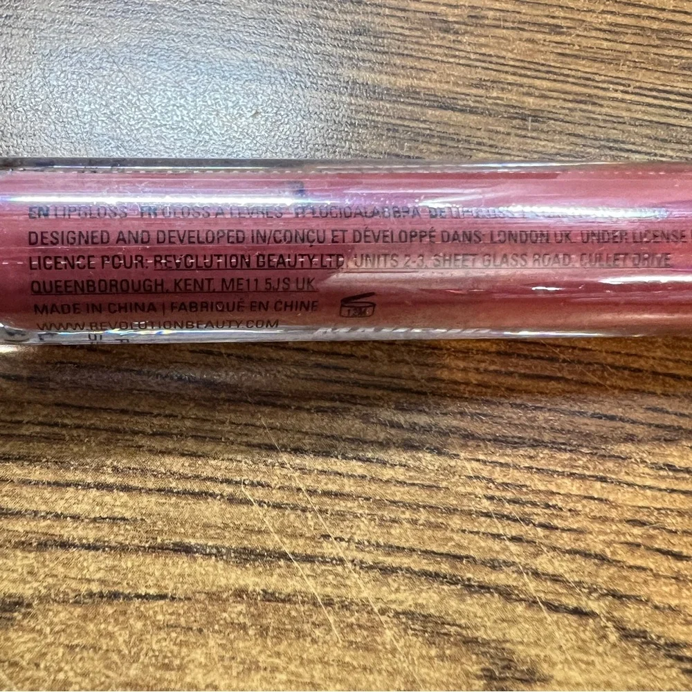 Revolution Makeup Obsession “Captivated” Lip Gloss